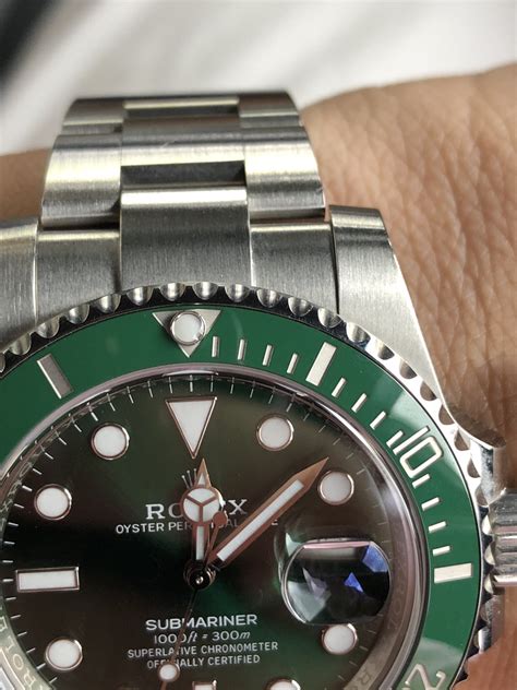 rolex sub hour hand not centered at 6